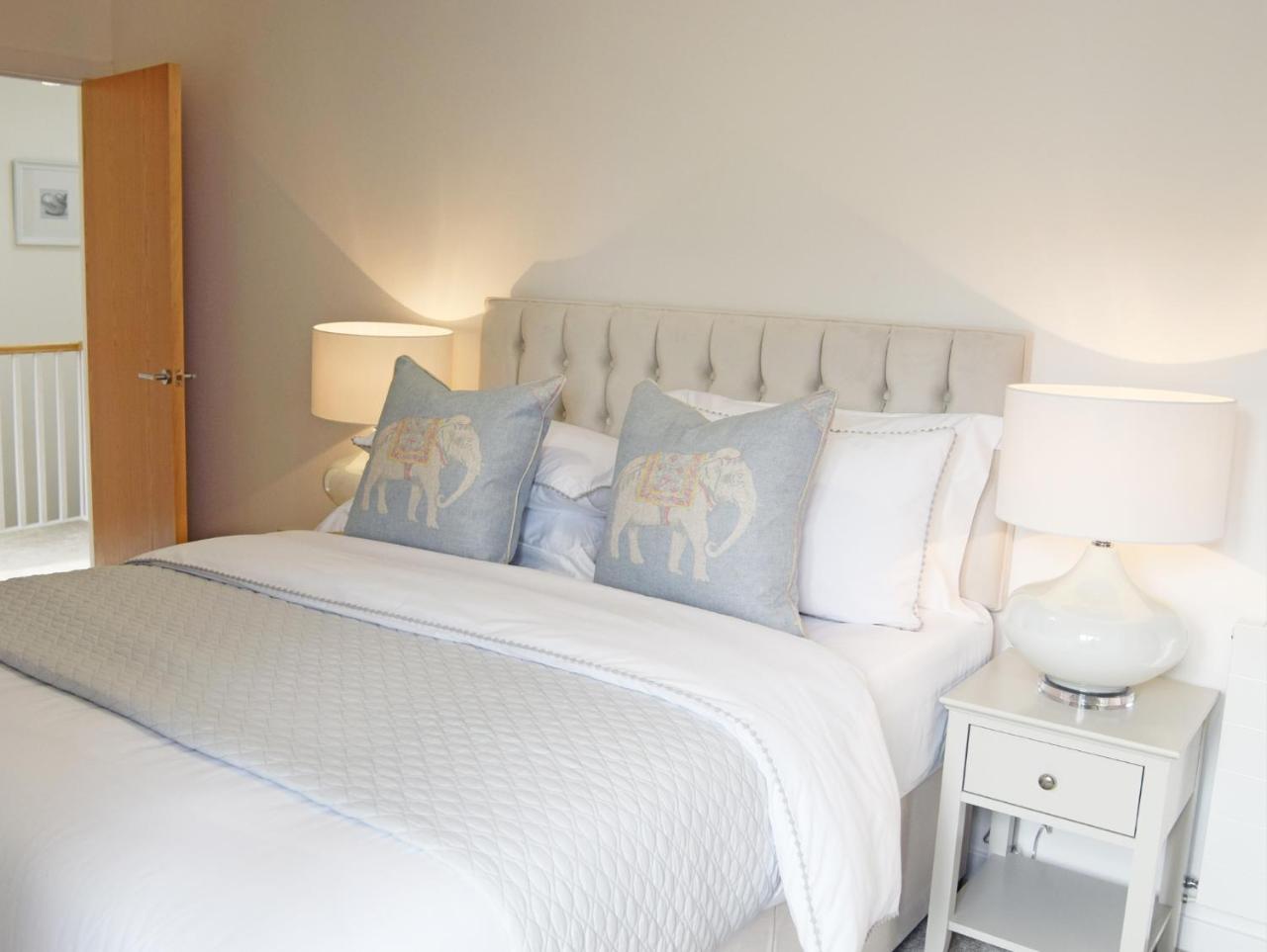Villa Hawthorn à Cheltenham Extérieur photo