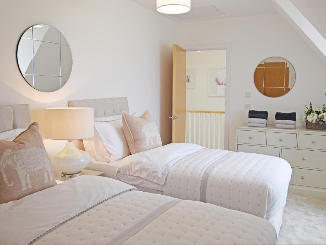 Villa Hawthorn à Cheltenham Extérieur photo